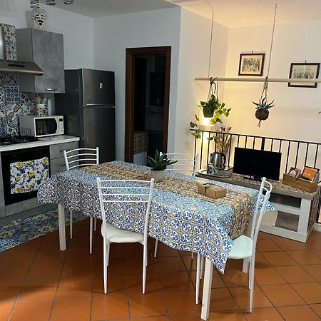 A Casa Di Francy Apartment Palermo Exterior photo