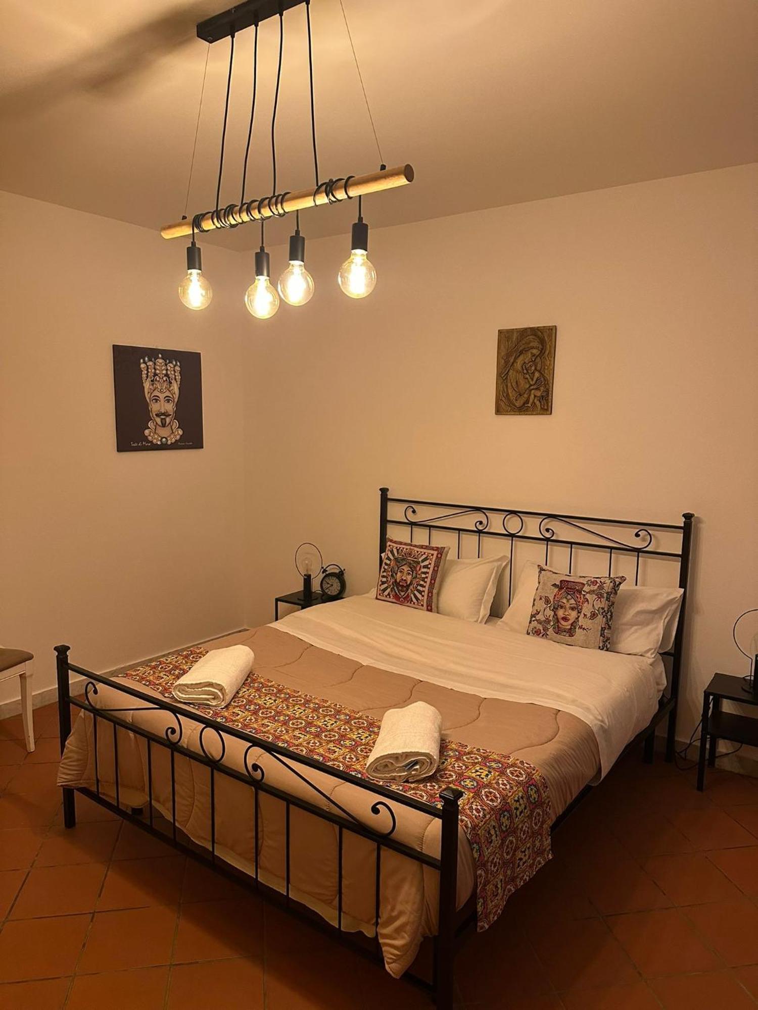 A Casa Di Francy Apartment Palermo Exterior photo